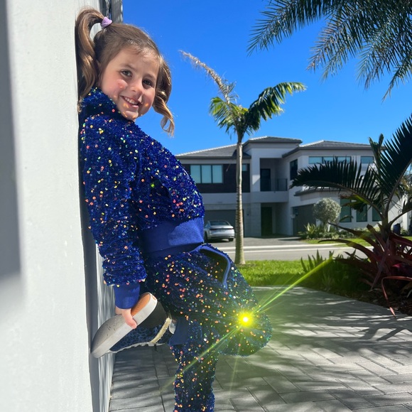 Lola and the boys midnight magic sweat suit - Picture 9 of 9